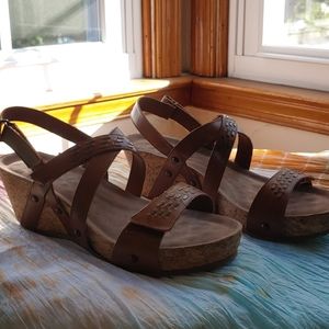 Walking cradles Tiernan leather sandals size 10.5